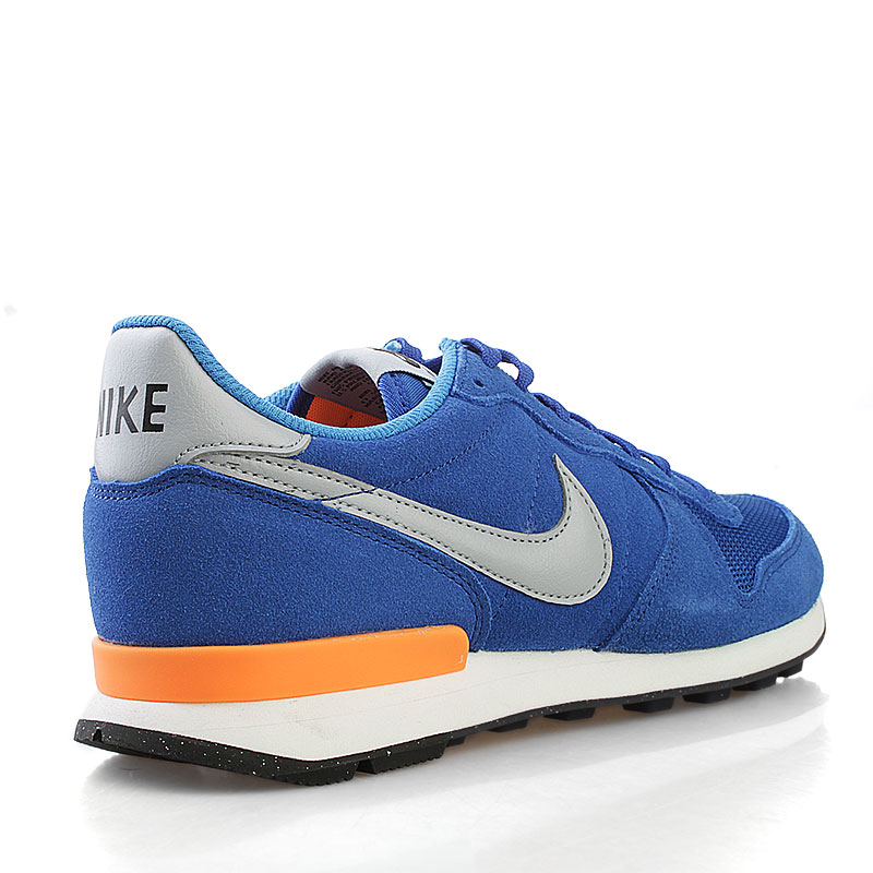 Nike internationalist navy best sale