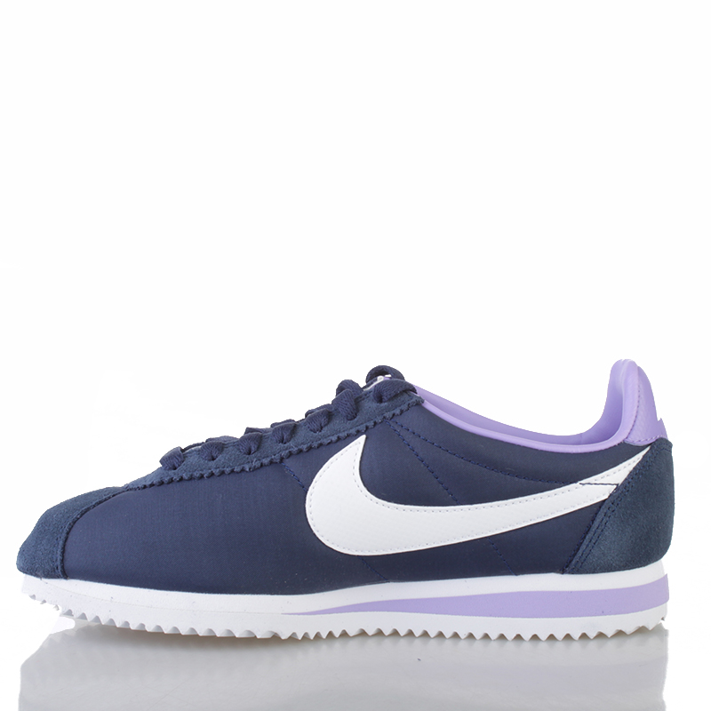 Nike classic cortez shop nylon trio ราคา