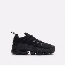 Nike air vapormax hotsell plus black and white