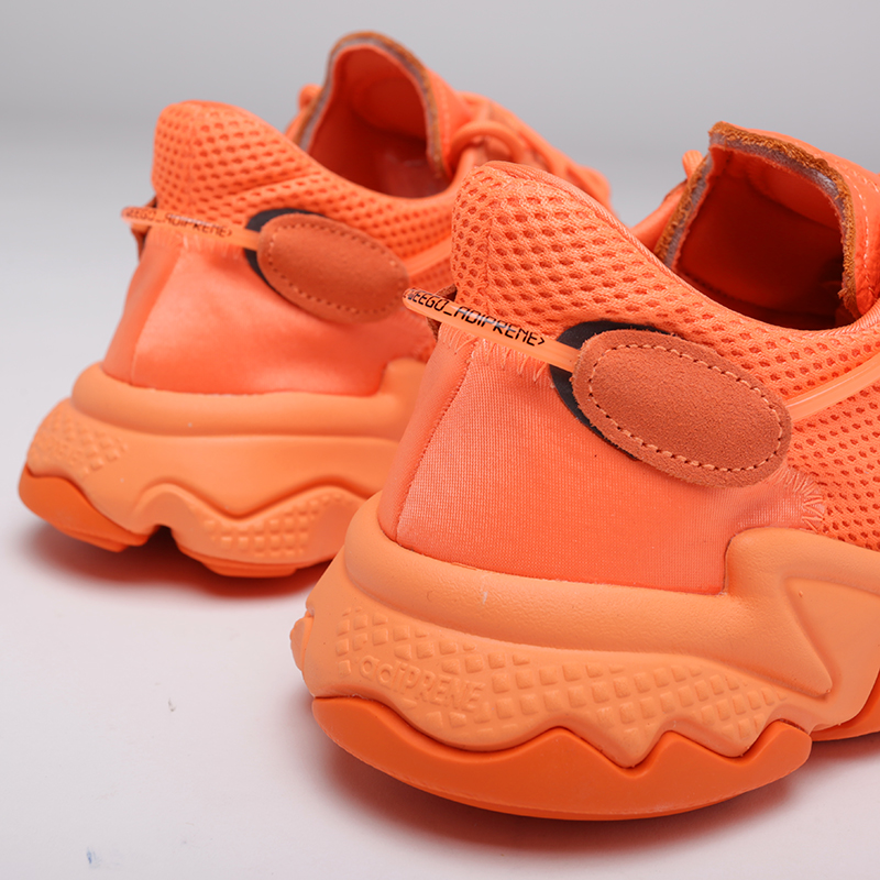 Оранжевые кроссовки адидас
