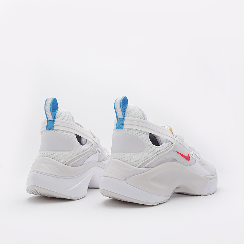 nike white signal d ms x trainers