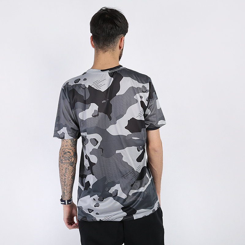 nike camo t shirt