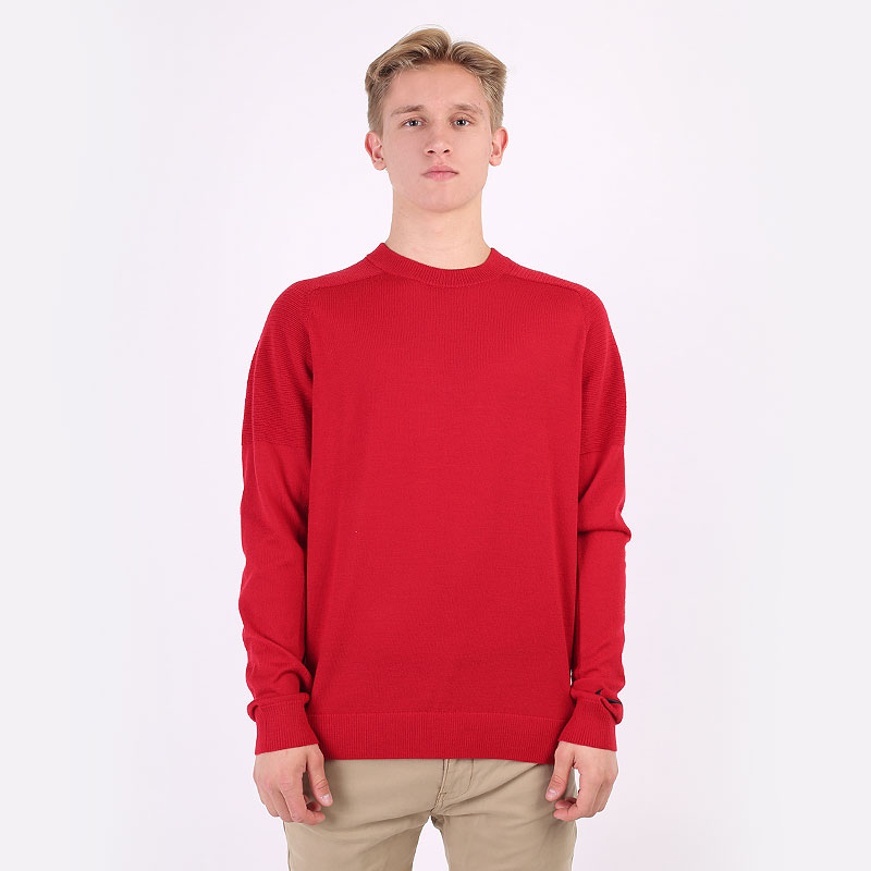 red nike golf jumper