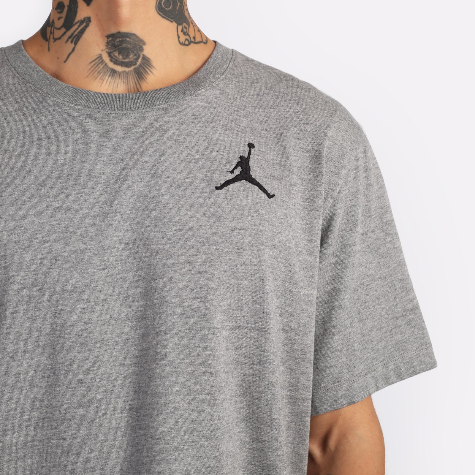 Мужская футболка Jordan Jumpman Short-Sleeve T-Shirt (DC7485-091)  - цена, описание, фото 4