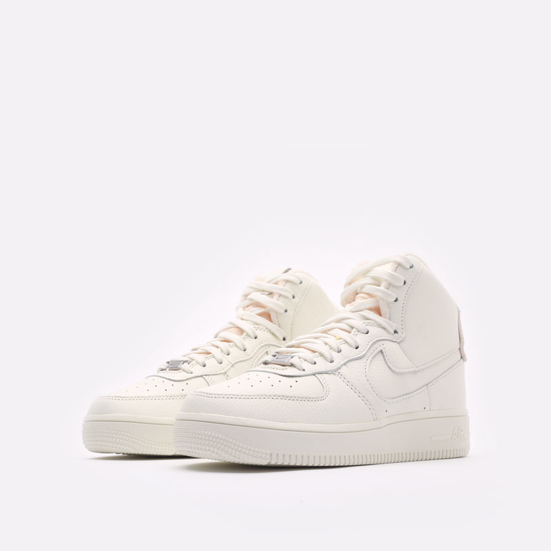 Женские кроссовки Nike WMNS Air Force 1 Sculpt (DC3590-102) оригинал -  купить по цене 14710 руб в интернет-магазине Streetball