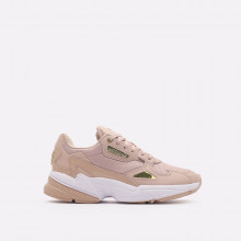 Adidas falcon foot on sale district