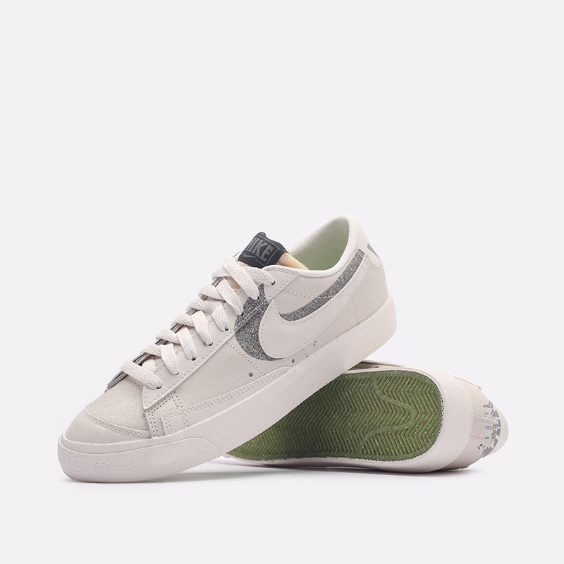 Nike blazer low clearance se