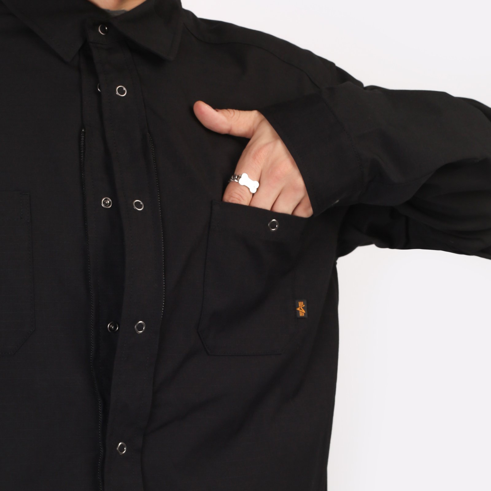 Мужская куртка Alpha Industries C-1 Mod Shirt Jacket (MJC54001C1-black)  - цена, описание, фото 8