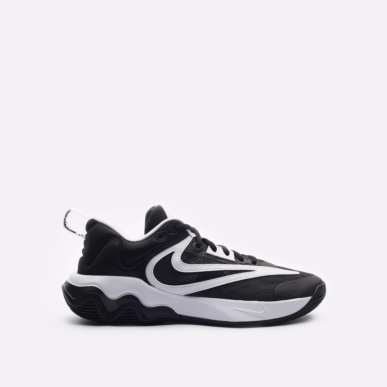 Nike giannis sneaker on sale