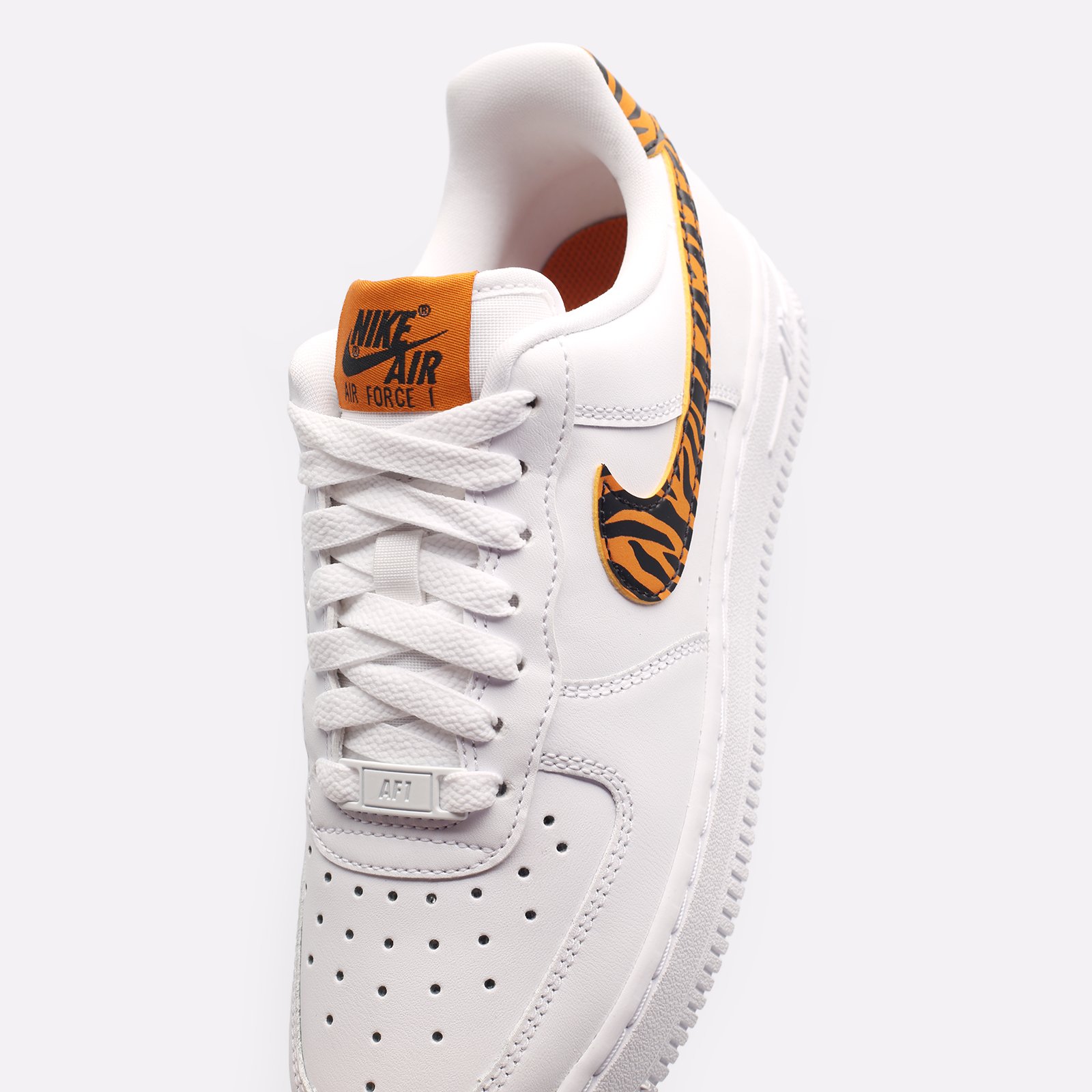 Женские кроссовки Nike WMNS Air Force 1 '07 (DD8959-108)  - цена, описание, фото 7