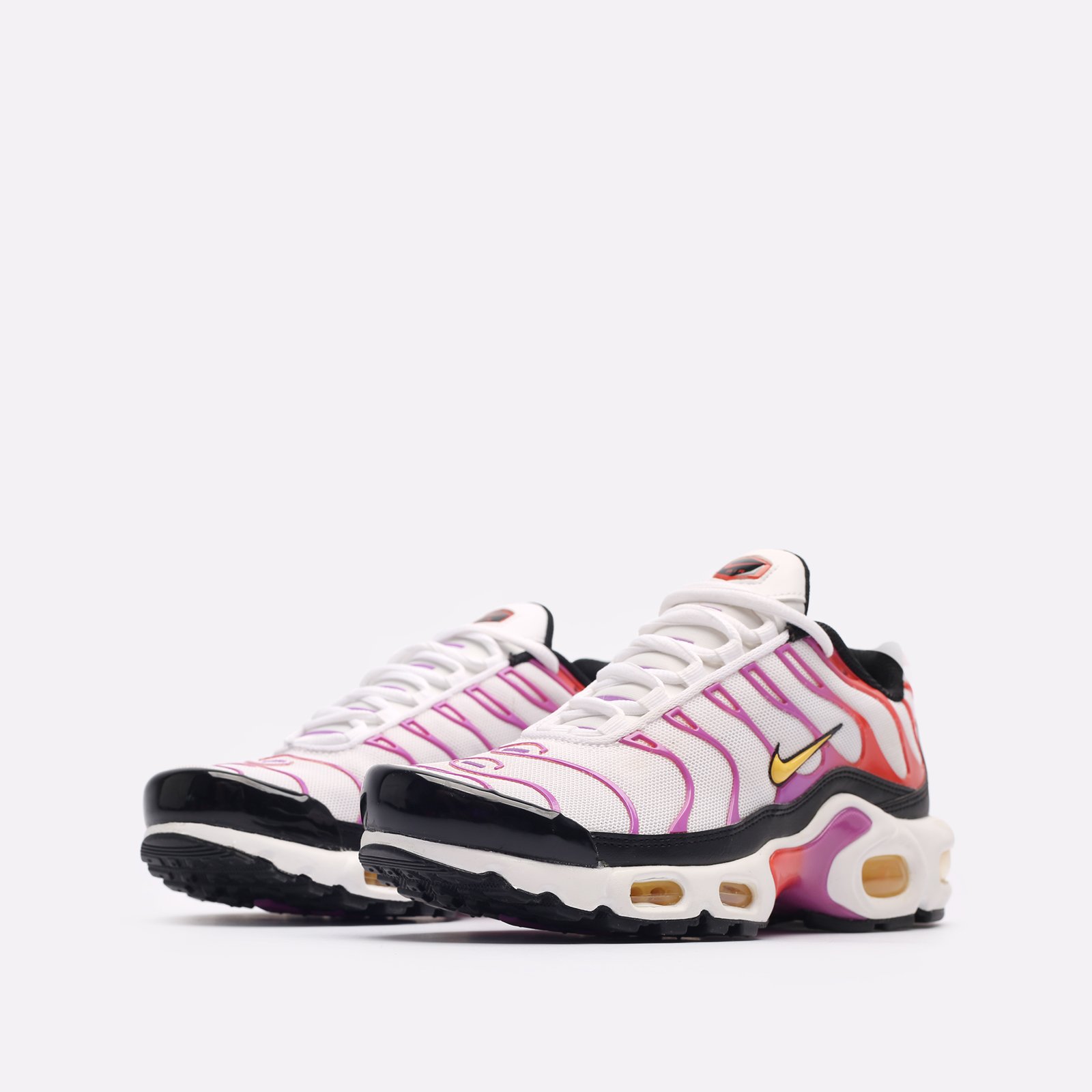 Женские кроссовки Nike WMNS Air Max Plus (DZ3671-100)  - цена, описание, фото 4