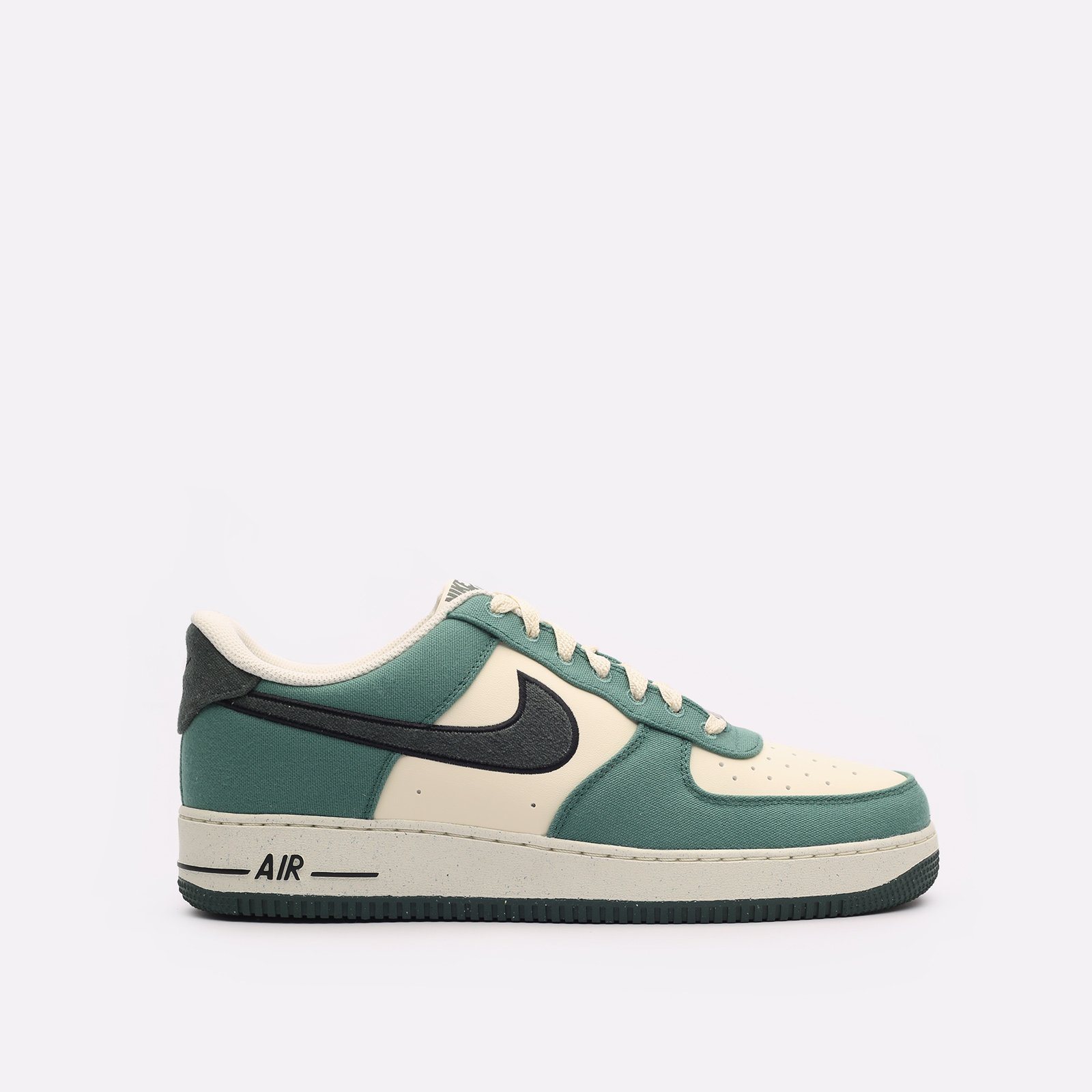 Мужские кроссовки Nike Air Force 1 '07 LV8 1 (FQ8713-100)  - цена, описание, фото 1