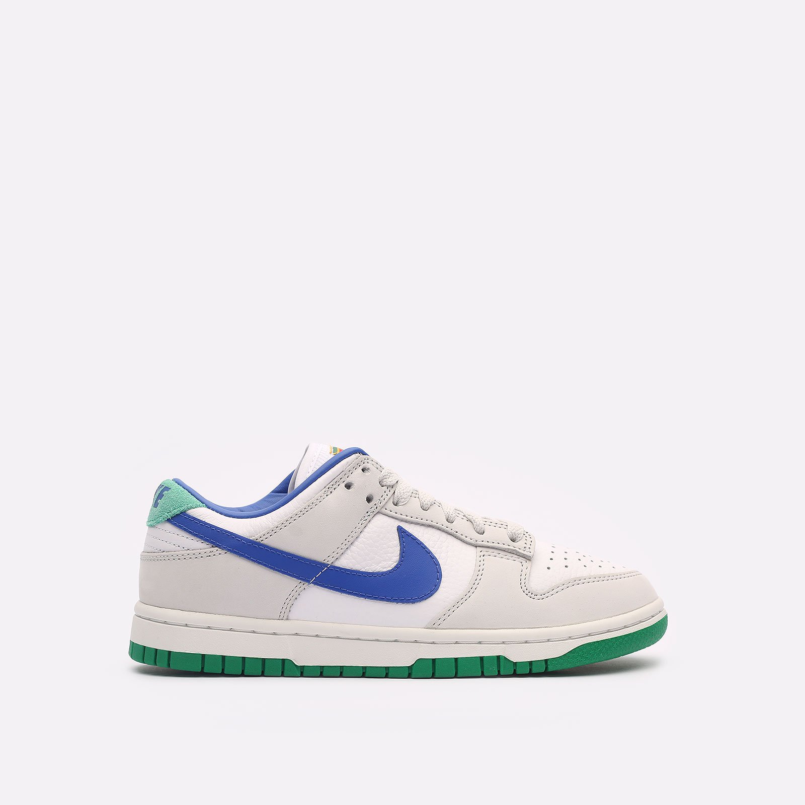 Женские кроссовки Nike Dunk Low PRM (FB7910-100)  - цена, описание, фото 1