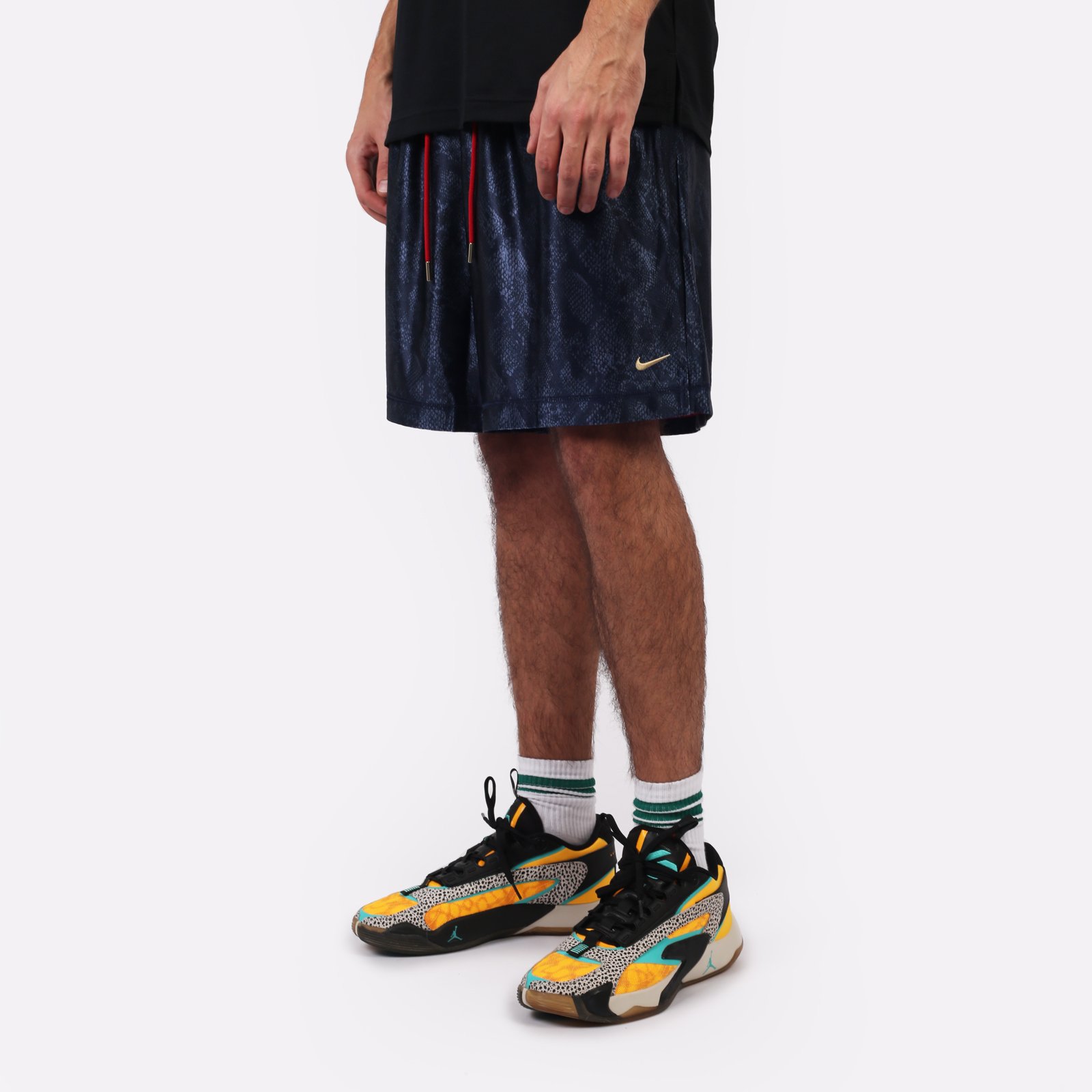 Мужские шорты Nike Kobe Shorts (FZ0932-475)  - цена, описание, фото 3