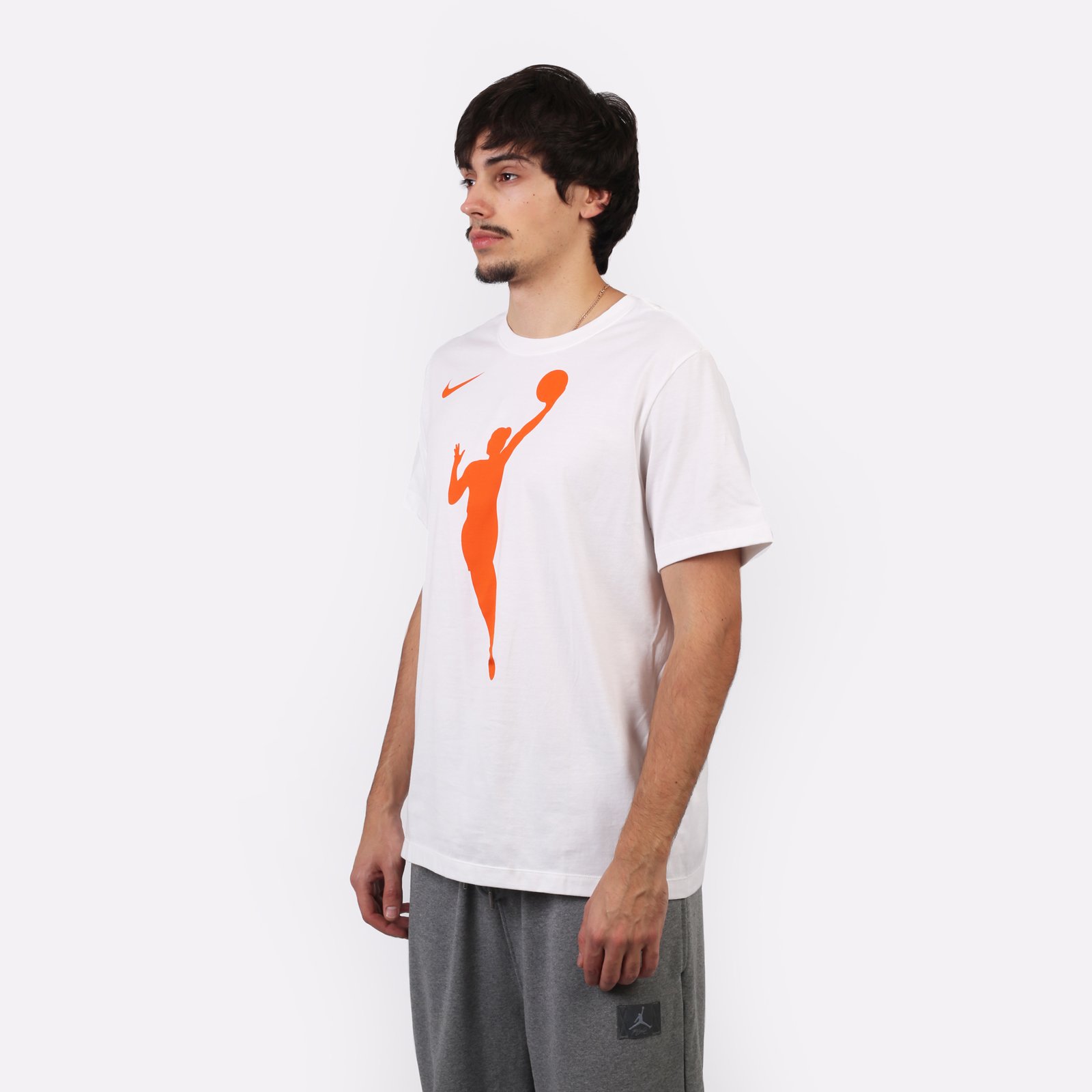 Мужская футболка Jordan WNBA T-Shirt (FB9833-100)  - цена, описание, фото 4