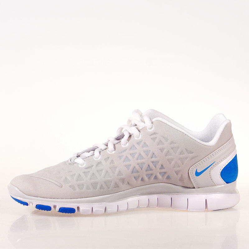 Nike Wmns free tr fit 2 487789 011 2700 Streetball