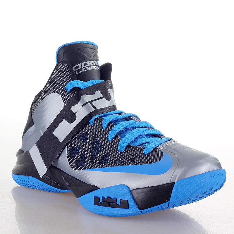 Nike Zoom soldier VI 525015 011