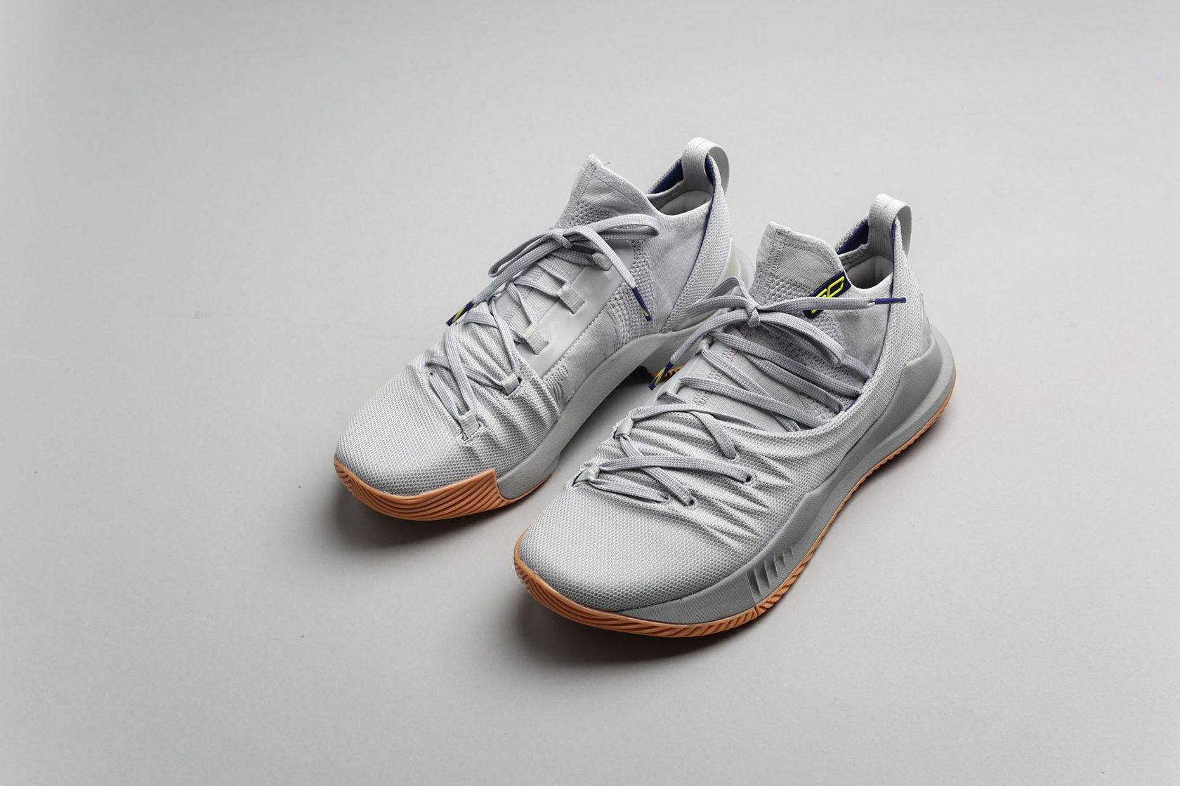 Under armour curry on sale 5 women 36