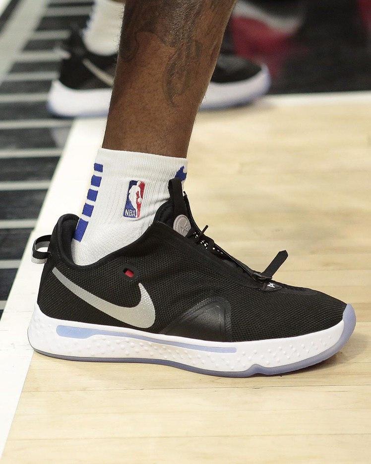 nike pg 4 black white